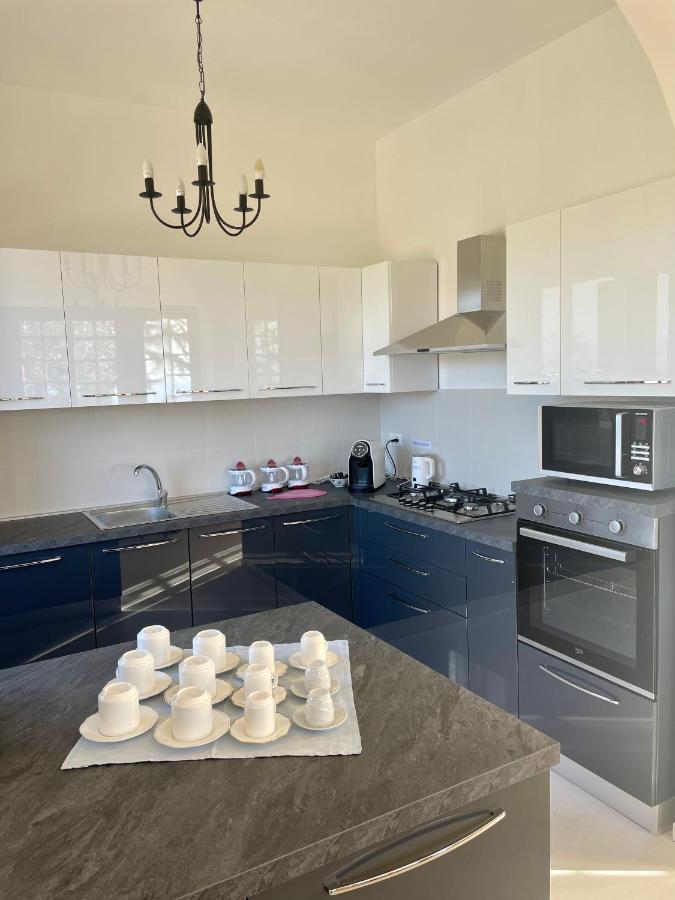 Villa Gaia - Luxury Villa, Pool & Wellness Rooms Bordighera Buitenkant foto