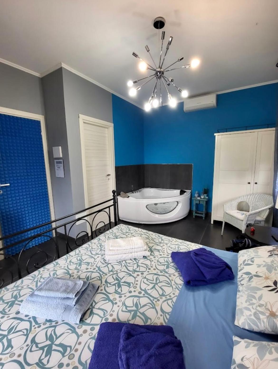 Villa Gaia - Luxury Villa, Pool & Wellness Rooms Bordighera Buitenkant foto